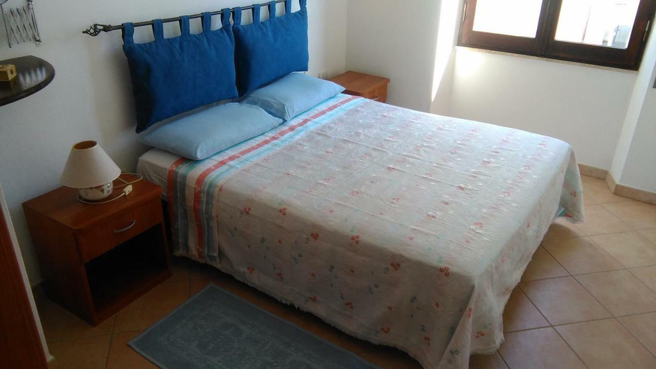קאלה גונונה Casa Calaluna מראה חיצוני תמונה
