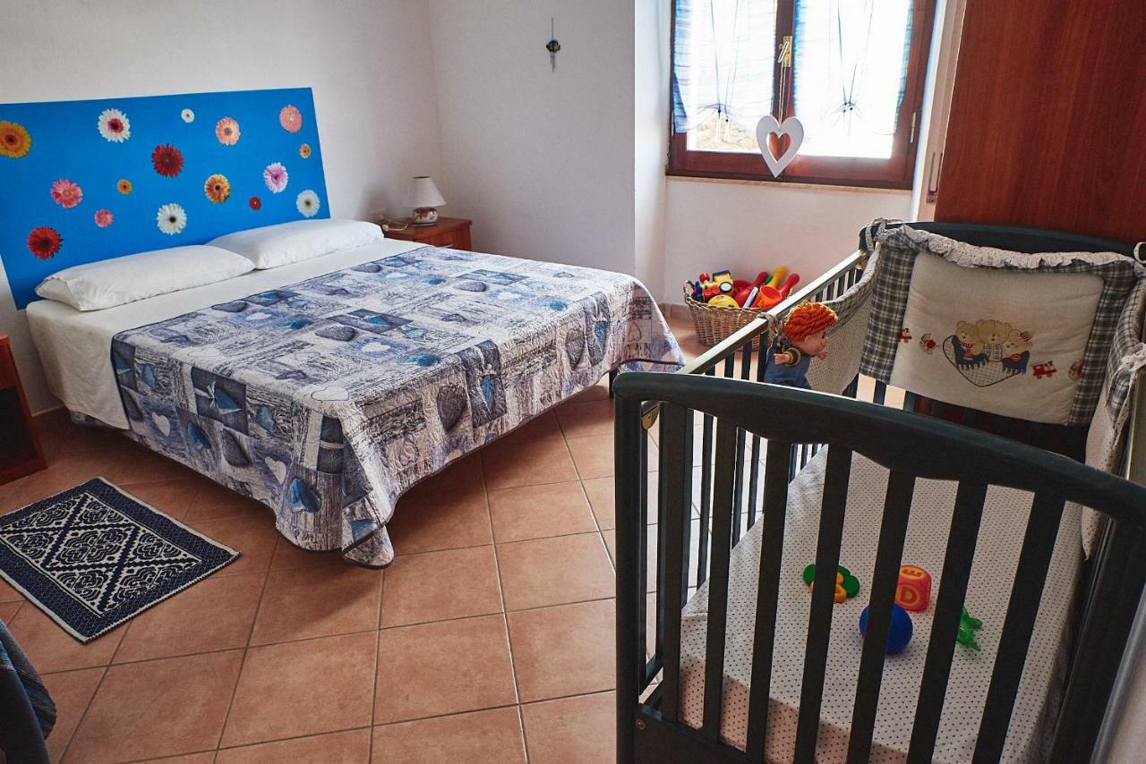 קאלה גונונה Casa Calaluna מראה חיצוני תמונה